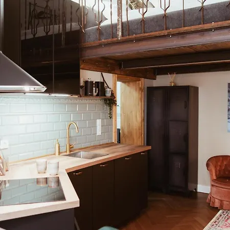 Loftbruecke, Apartment Am Platz Der Luftbruecke Berlin Zewnętrze zdjęcie