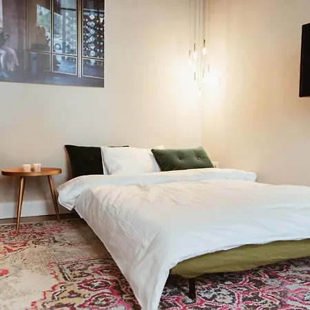Loftbruecke, Apartment Am Platz Der Luftbruecke Berlin Zewnętrze zdjęcie